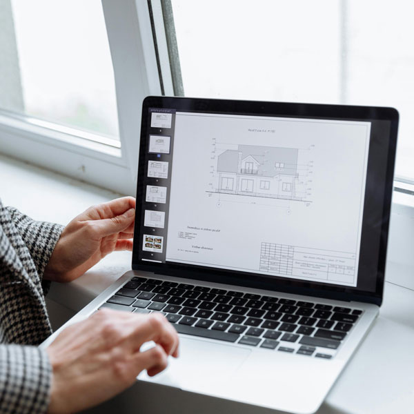 Interior moderno y luminoso de un piso de obra nueva en Valencia