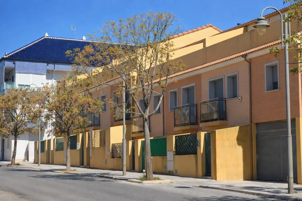 Las Mejores Urbanizaciones para Familias en l'Horta Nord de Valencia
